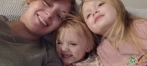 heather morton relaxing with her 2 daughters