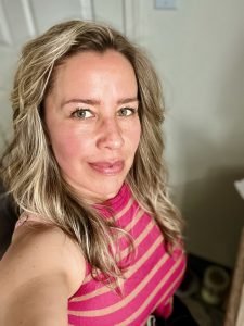 fiana anderson headshot