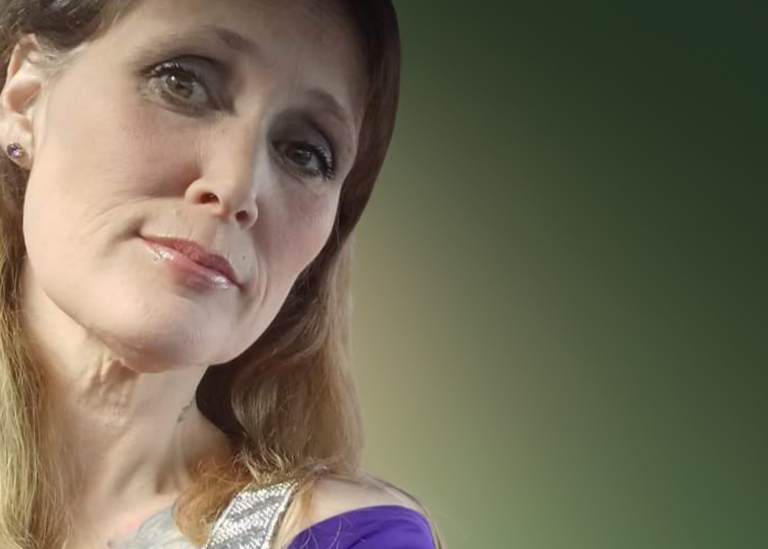 christina stone's headshot