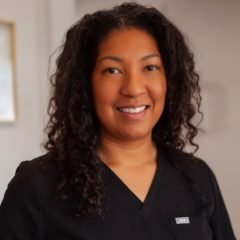 sherlinda dennis headshot